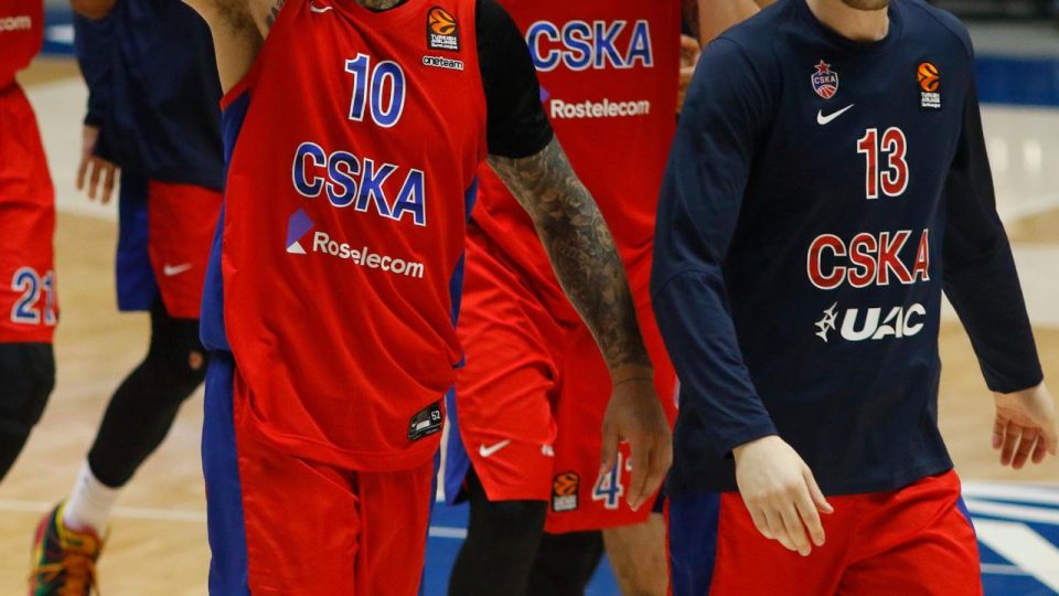 6 oyuncu CSKA Moskova’dan ayrıldı