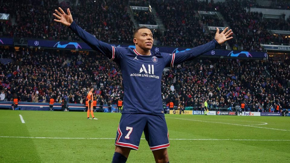 Barcelona’da Kylian Mbappe sesleri