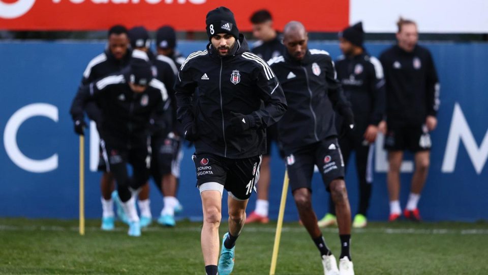 Beşiktaş’ın Kayserispor maçı kamp kadrosu açıklandı