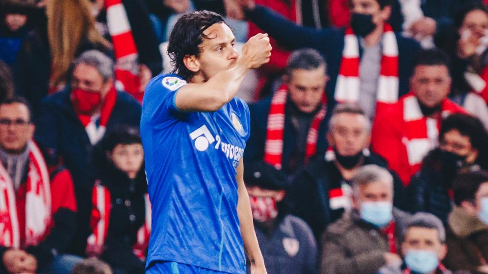 Enes Ünal gollerine devam ediyor