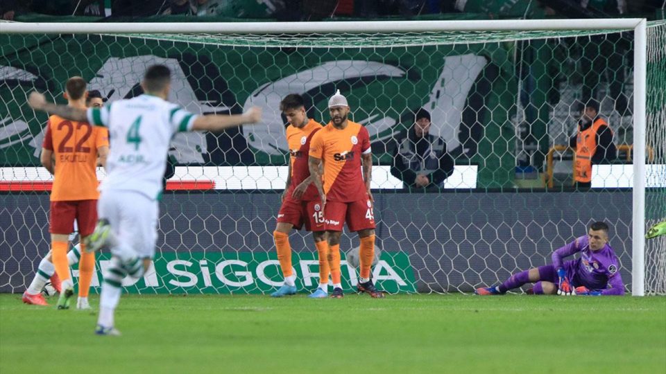 Galatasaray Konyaspor’a 2 golle mağlup oldu