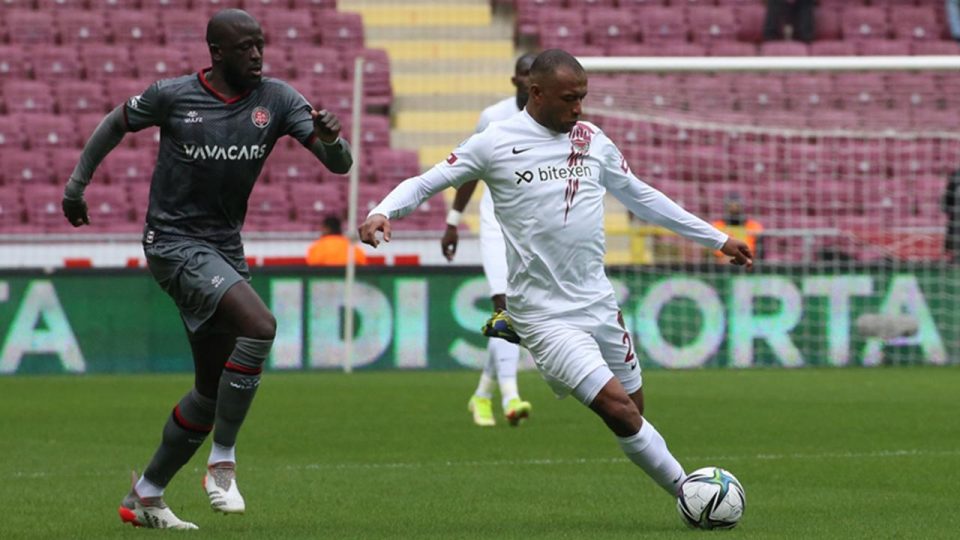 Hatayspor ile Fatih Karagümrük karşılaşıyor