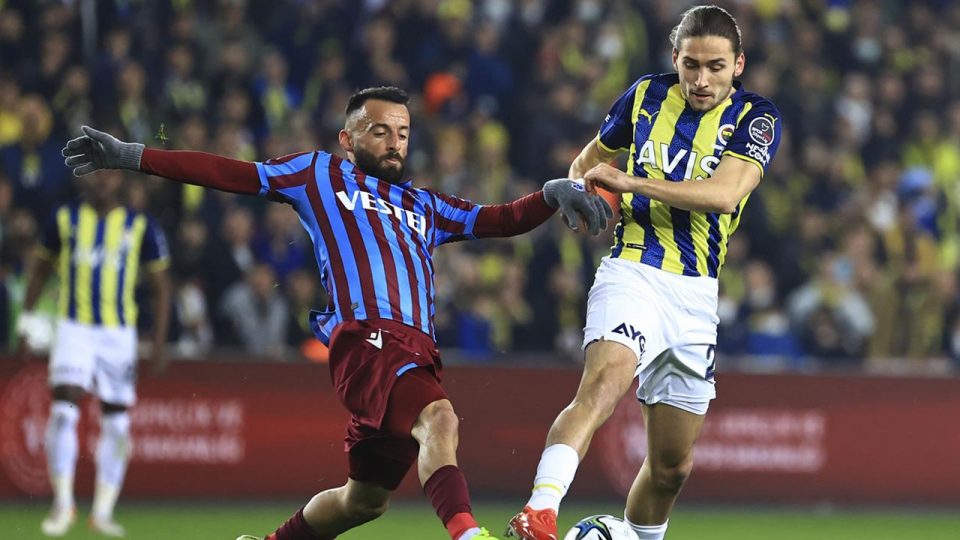 İsmail Kartal’dan 2 değişiklik