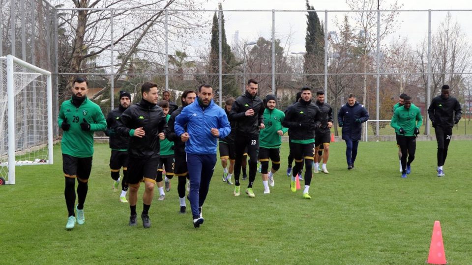 Kocaelispor play-off hattına yükselmek istiyor