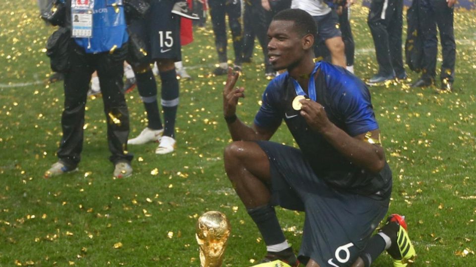 Paul Pogba’nın şampiyonluk madalyası çalındı