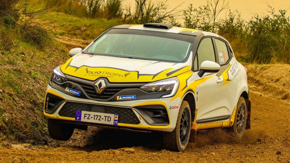 Türk ralliciler Çağlayan Çelik ve Emre Hasbay Portekiz’de yarıştı