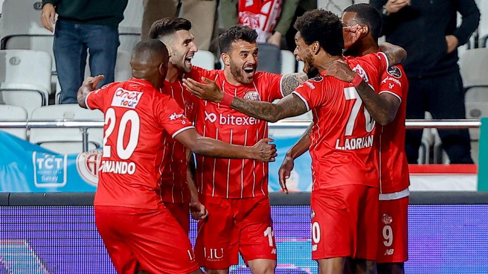Antalyaspor yenilgiyi unuttu