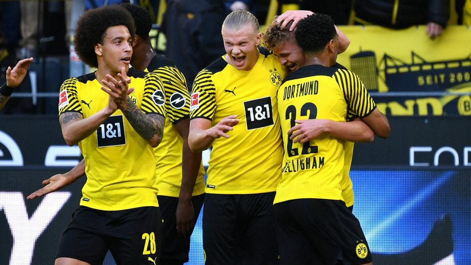 Borussia Dortmund farklı kazandı