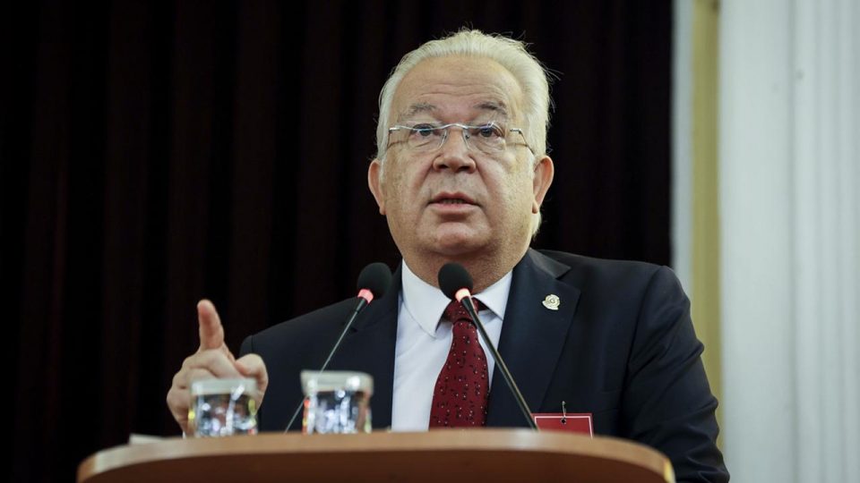 Eşref Hamamcıoğlu: Burak Elmas şeffaf değil