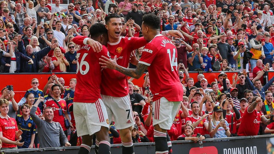 Manchester United Ronaldo’nun golleriyle kazandı