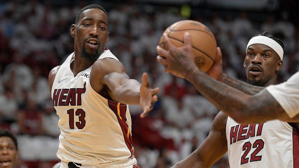 NBA’de Miami Heat yarı finale çıktı