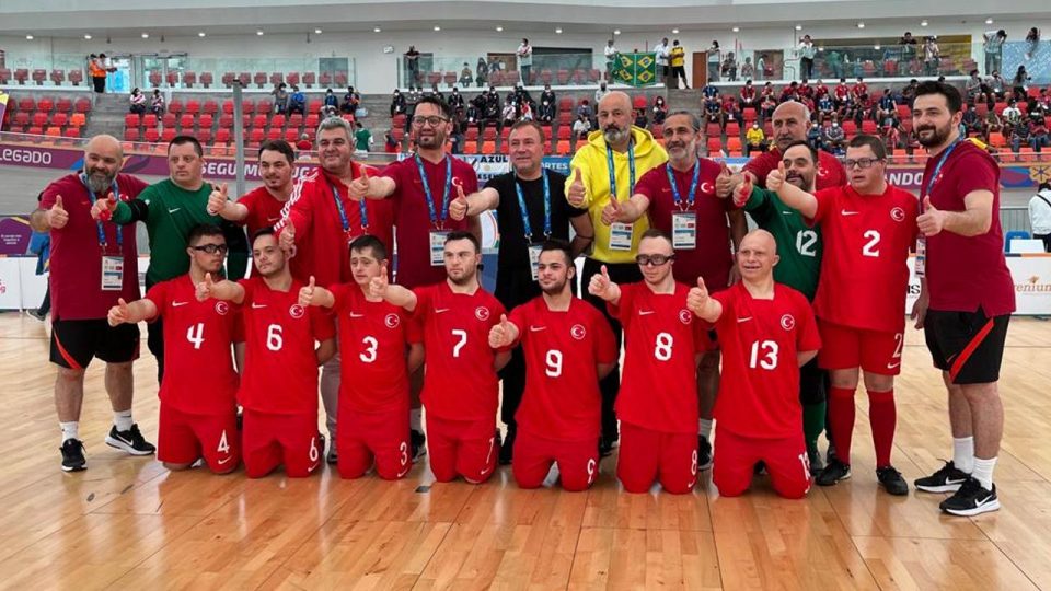 Özel sporcular dünya üçüncüsü oldu
