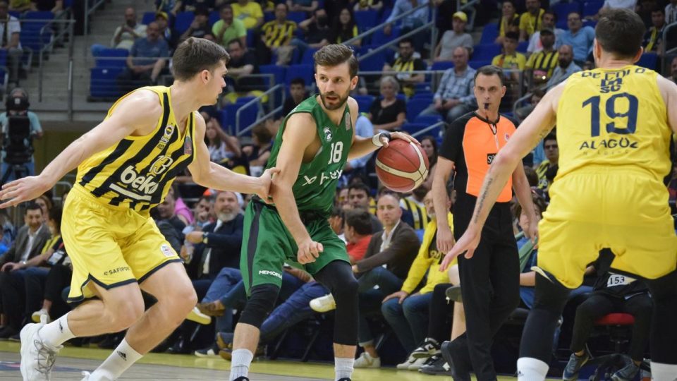 Darüşşafaka Fenerbahçe Beko karşısında seriyi eşitledi