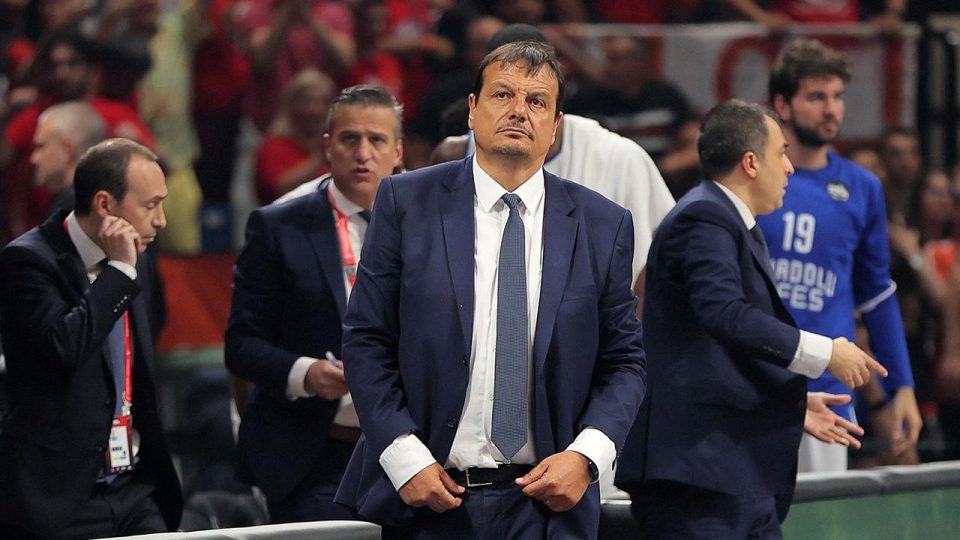 Ergin Ataman: Farklı stratejilerin maçı olacak