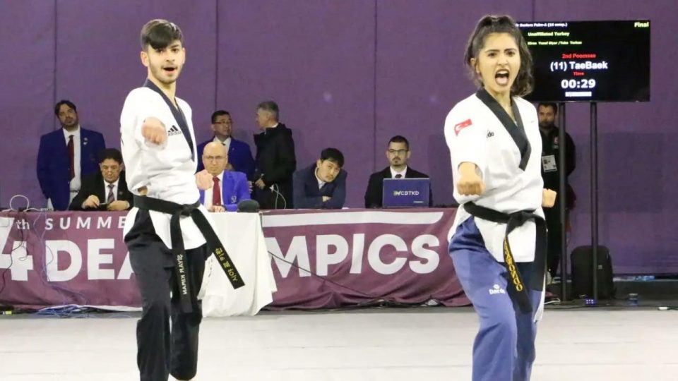 İşitme engelli milli sporculardan 3 madalya daha