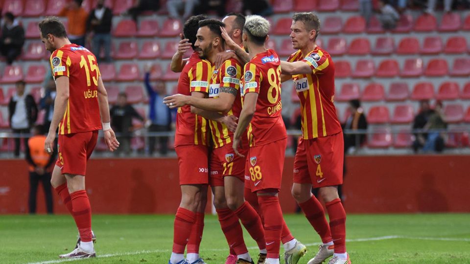 Kayserispor 3 golle kazandı