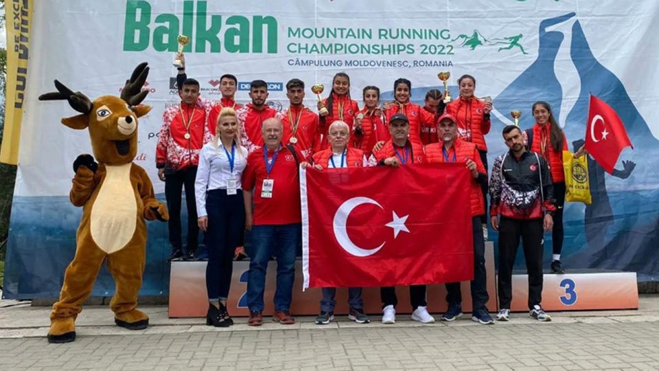 Milli atletlerden 4’ü altın 7 madalya