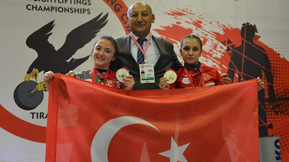 Milli halterciler 3’ü altın 5 madalya kazandı