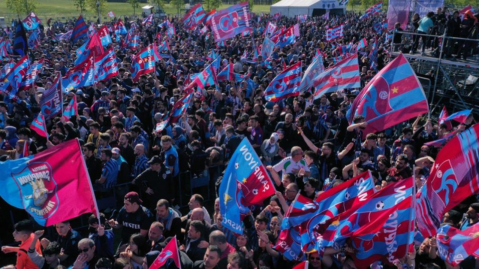 New York Times Trabzonspor’u sayfasına taşıdı