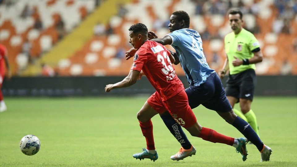 Adana Demirspor ilk dakikalarda bulduğu golle güldü