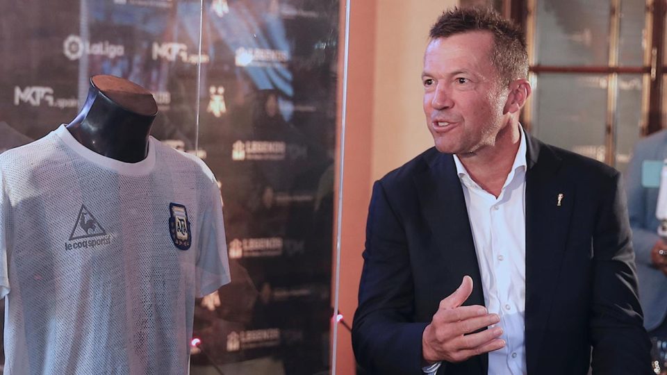 Matthaus Maradona’nın formasını müzeye verdi