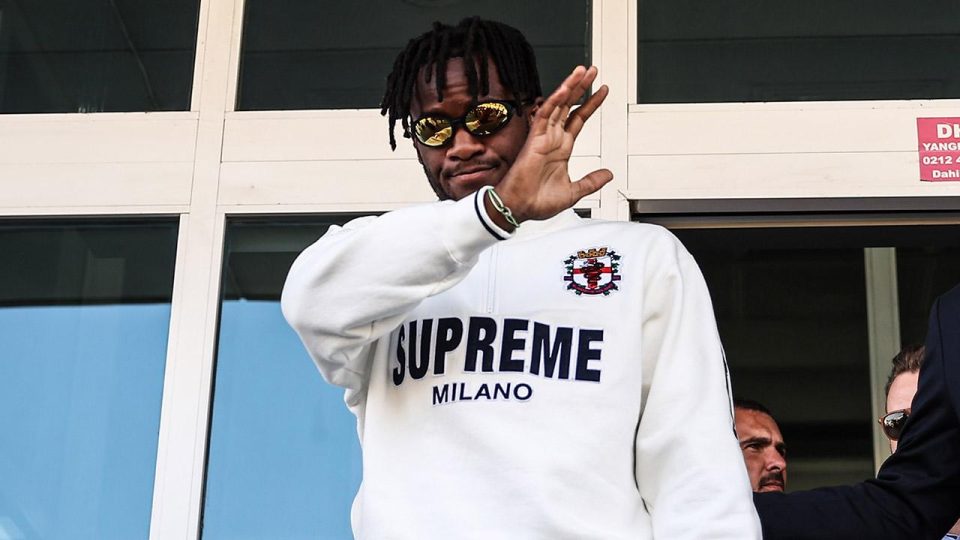 Batshuayi Fenerbahçe için İstanbul’da