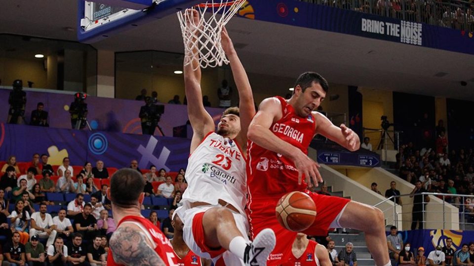 FIBA Türkiye-Gürcistan maçında “ciddi hata” yapıldığını kabul etti