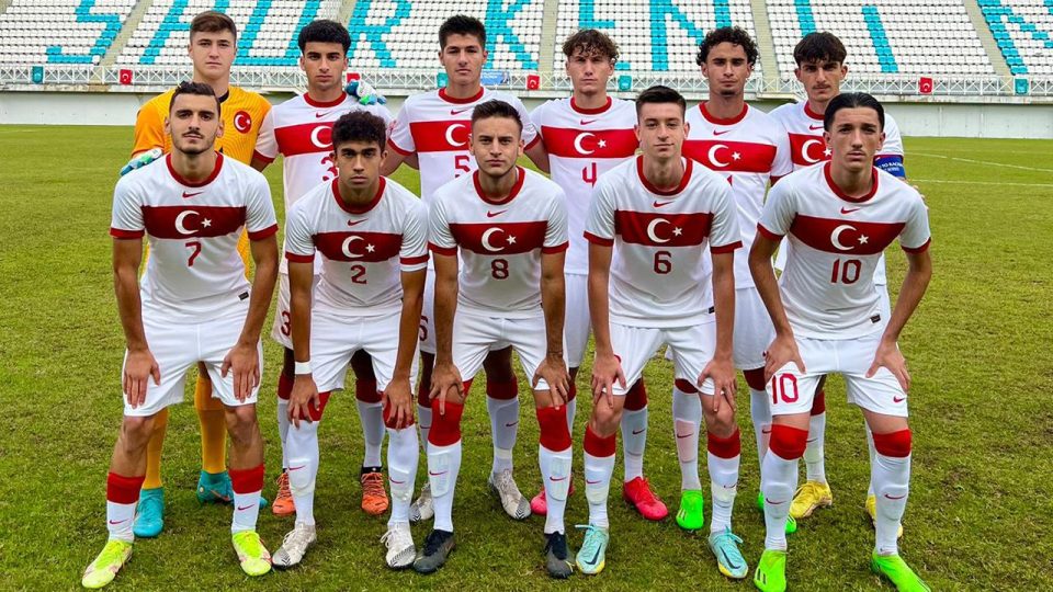 Genç milliler Romanya’yı mağlup etti