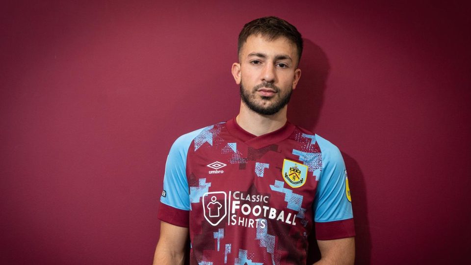 Halil Dervişoğlu Burnley’ye kiralandı