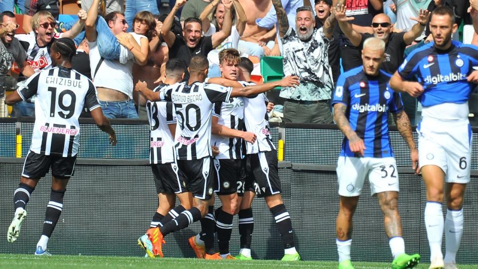 Inter son dakika golleriyle yenildi