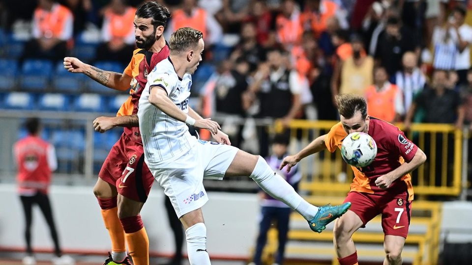 Kasımpaşa’da üç, Galatasaray’da tek değişiklik