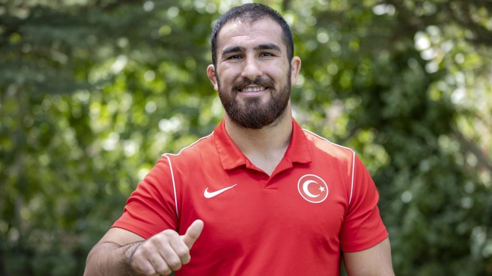 Milli güreşçi başarılarını dünya şampiyonluğuyla taçlandırmak istiyor