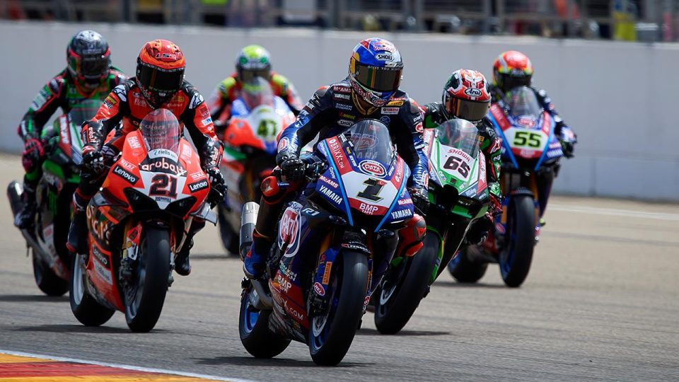 Milli motosikletçiler İspanya ve Japonya’da piste çıkacak