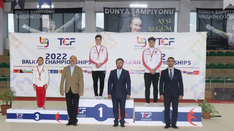 Milli sporcular 3 altın, 2 gümüş ve 1 bronz madalya kazandı