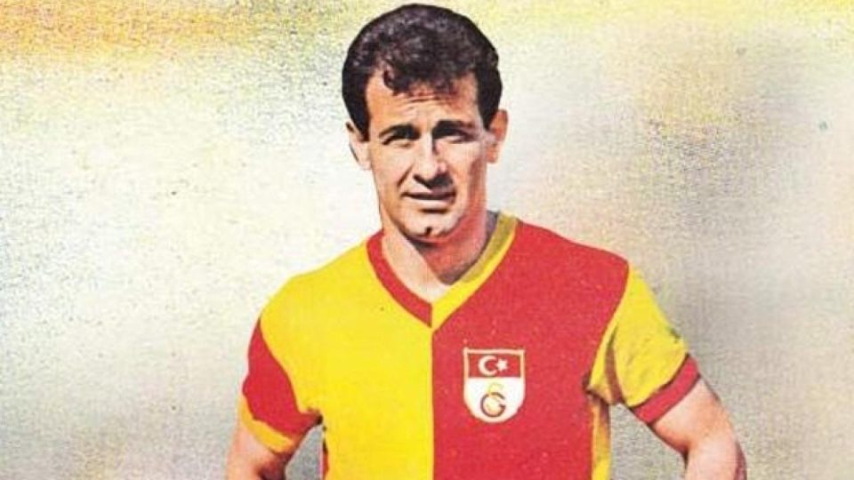 “Taçsız Kral” Metin Oktay vefatının 31. yılında anılıyor