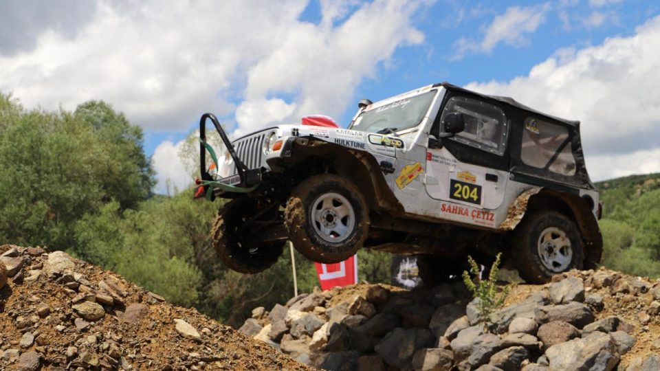 Türkiye Offroad Şampiyonası’nda heyeca sürüyor