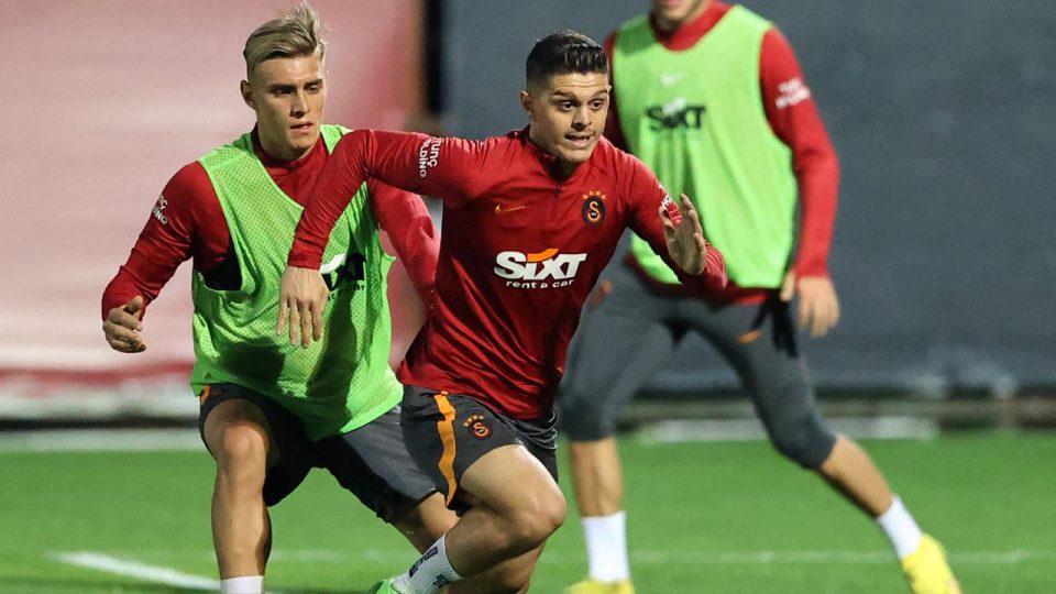Galatasaray’da Milot Rashica 11’e göz kırpıyor