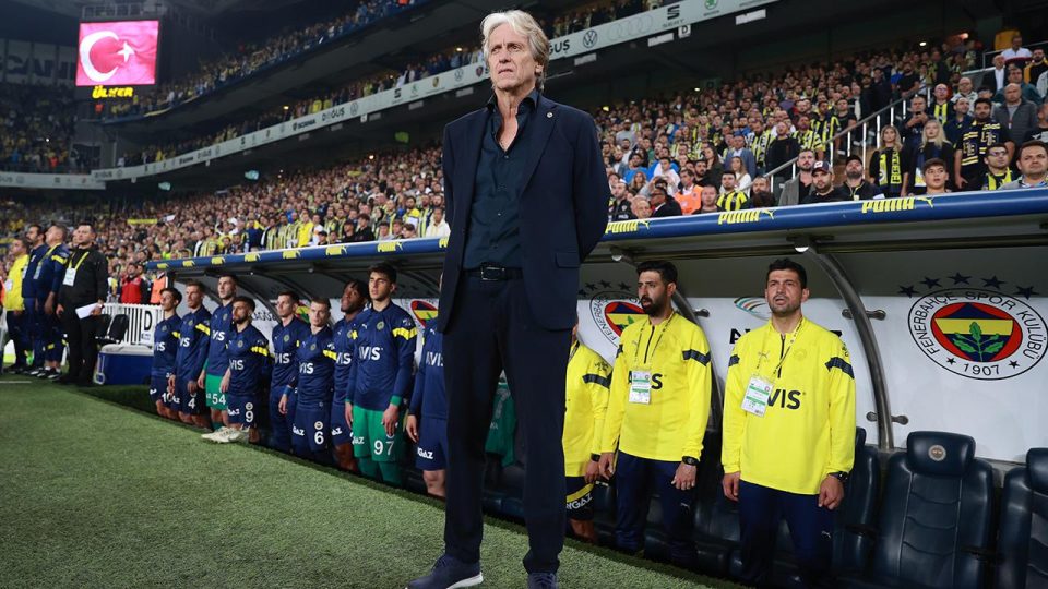Jorge Jesus Kadıköy’de puan kaybetmiyor