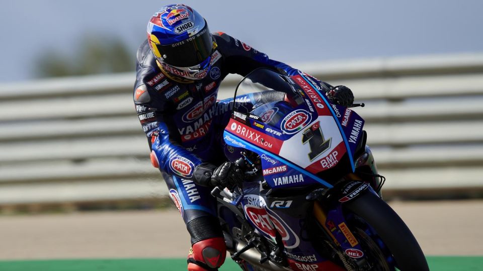 Toprak Razgatlıoğlu “Superpole” yarışında birinci oldu