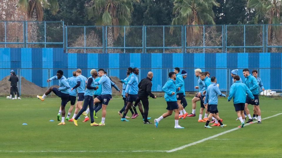 Adana Demirspor, Galatasaray maçının hazırlıklarını tamamladı