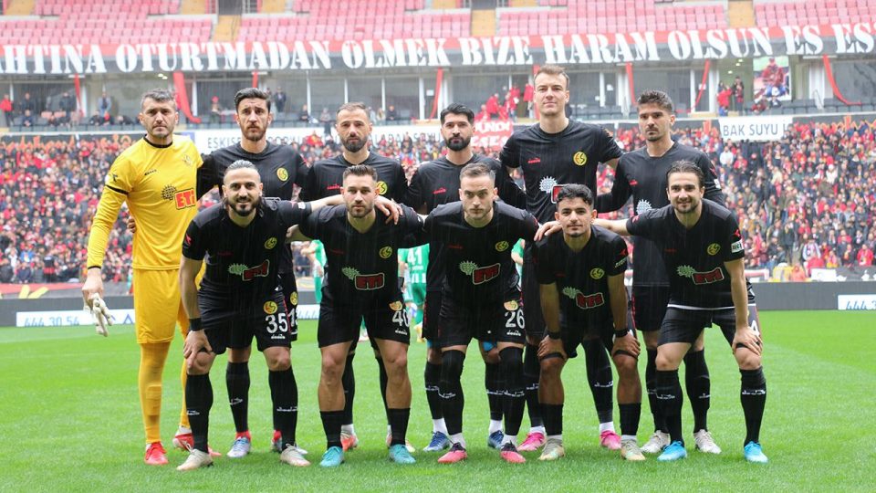 Eskişehirspor eski günlerine dönmeyi hedefliyor