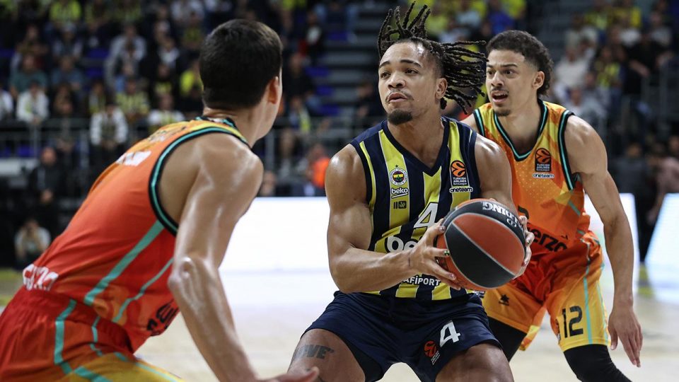 Fenerbahçe Beko Valencia Basket’e konuk olacak