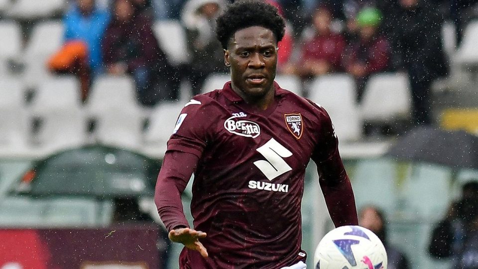 Galatasaray’da Sacha Boey’un yerine Ola Aina’yı