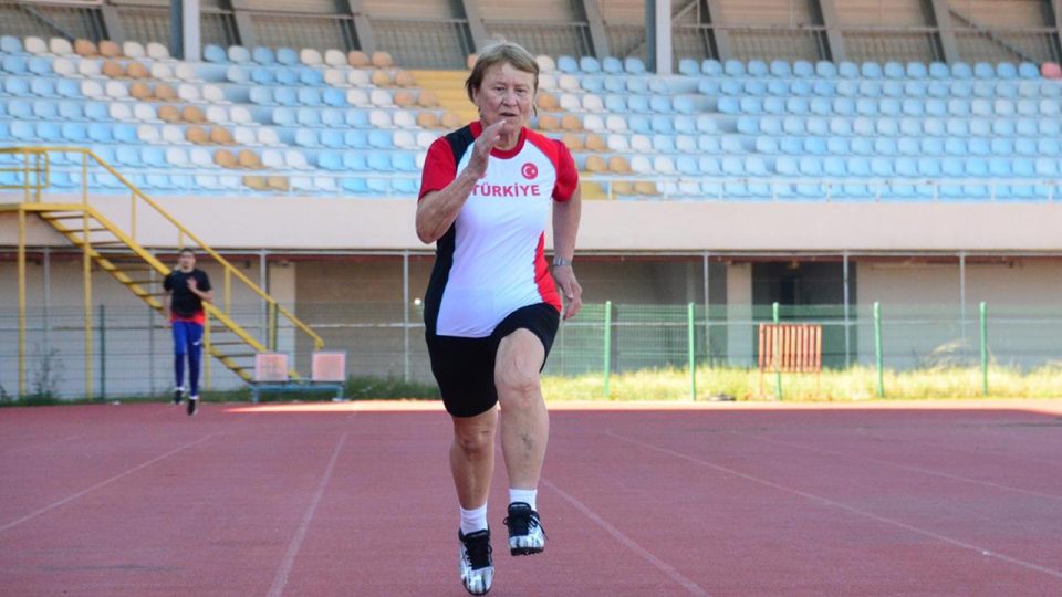 Master milli atlet Çiçek Solon Şensoy 63 yıllık hayalini gerçekleştirecek