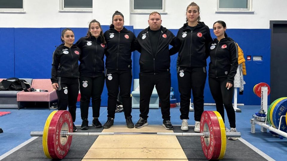 Milli halterciler Arnavutluk’ta boy gösterecek