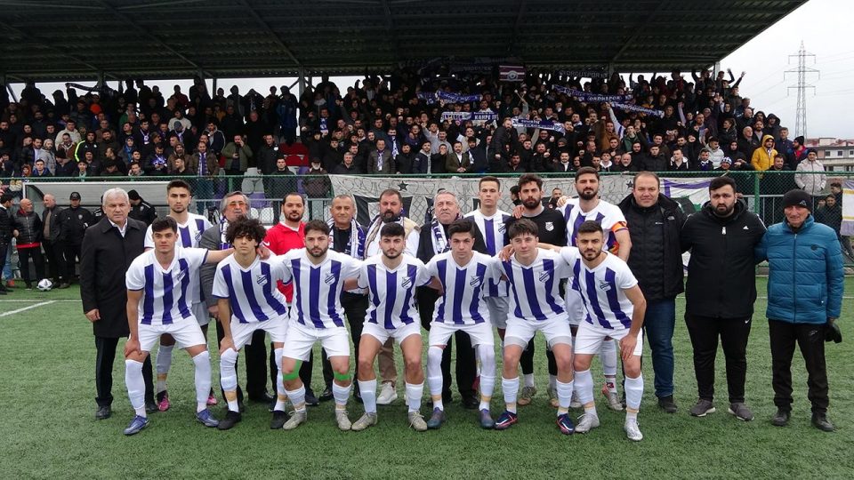 Orduspor depremzede futbolculardan oluşan kadrosuyla sahalara döndü