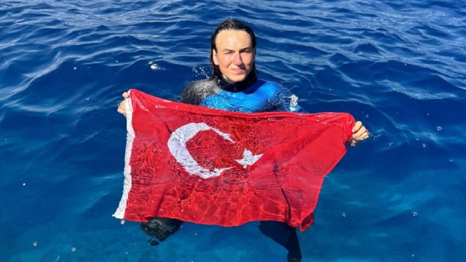 Rekortmen sporcunun sıradaki hedefi Serbest Dalış Dünya Şampiyonası