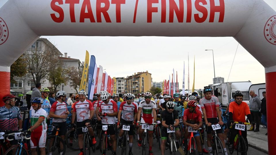 14. Cumhuriyet Kupası Bisiklet Yol Yarışı düzenlendi