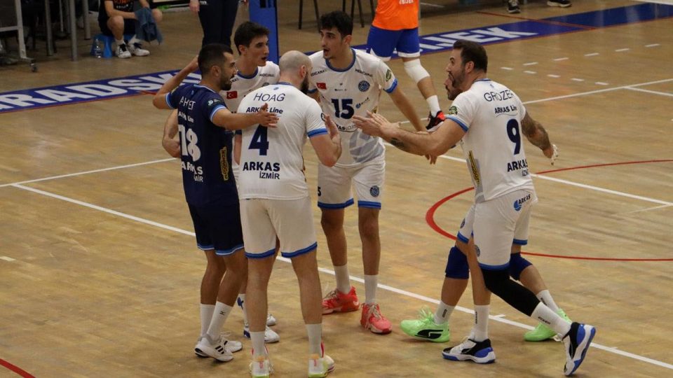 Arkas Spor’dan Avrupa’da iyi start