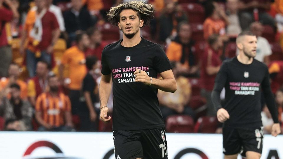 Beşiktaş’ta Tayfur Bingöl sakatlandı